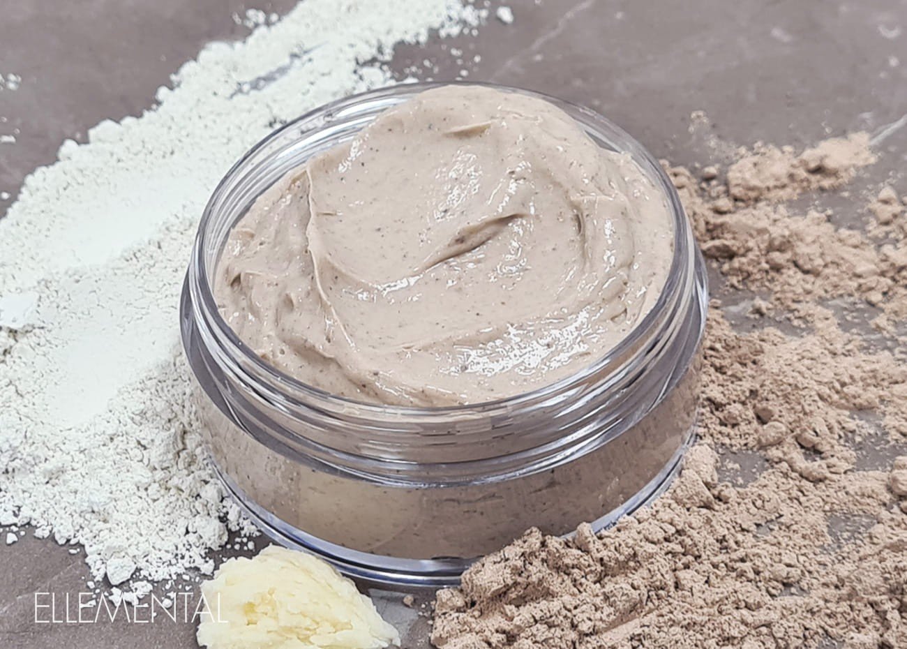 Reparierende, beruhigende Maske