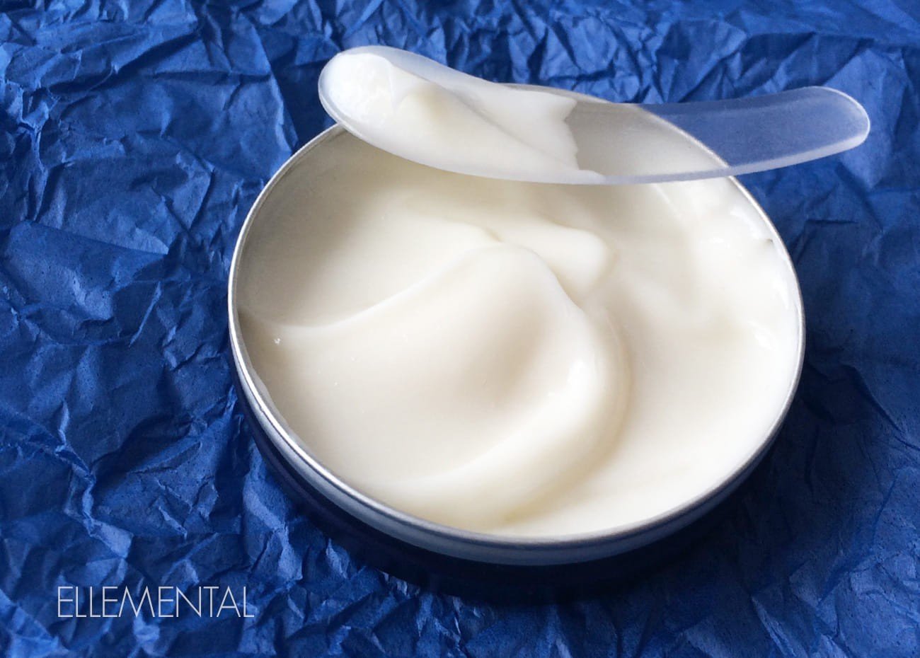 Universal moisturising cream