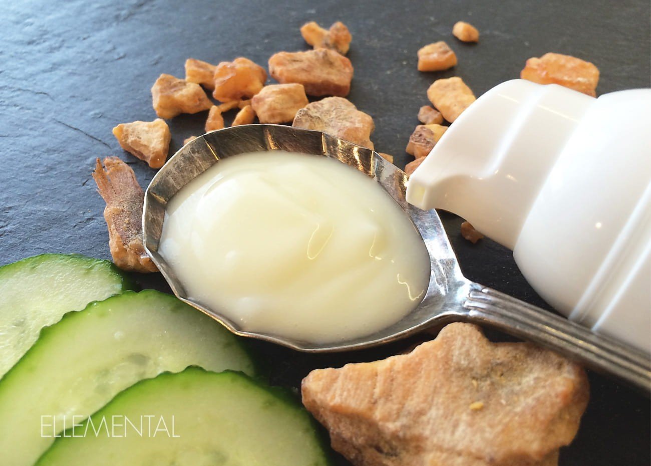 Crème hydratante à la myrrhe et au concombre