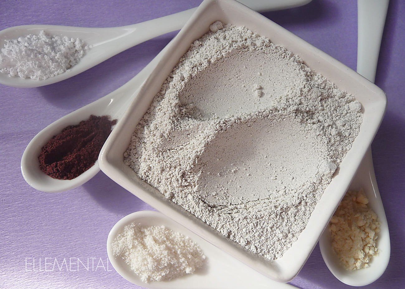 Masque exfoliant en poudre, régénérant, anti-âge