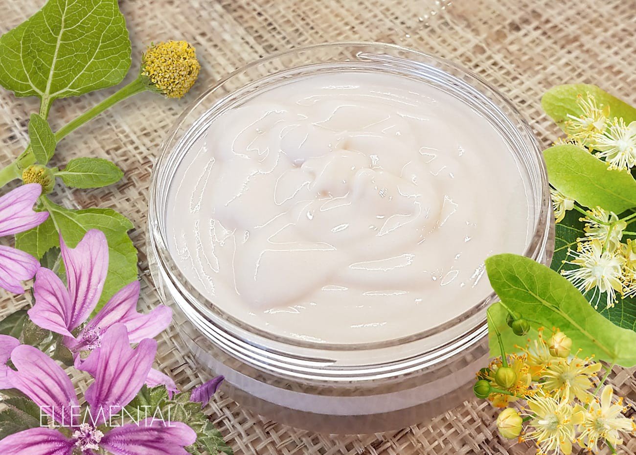 Anti-aging cream for combination/oily, sensitive skin