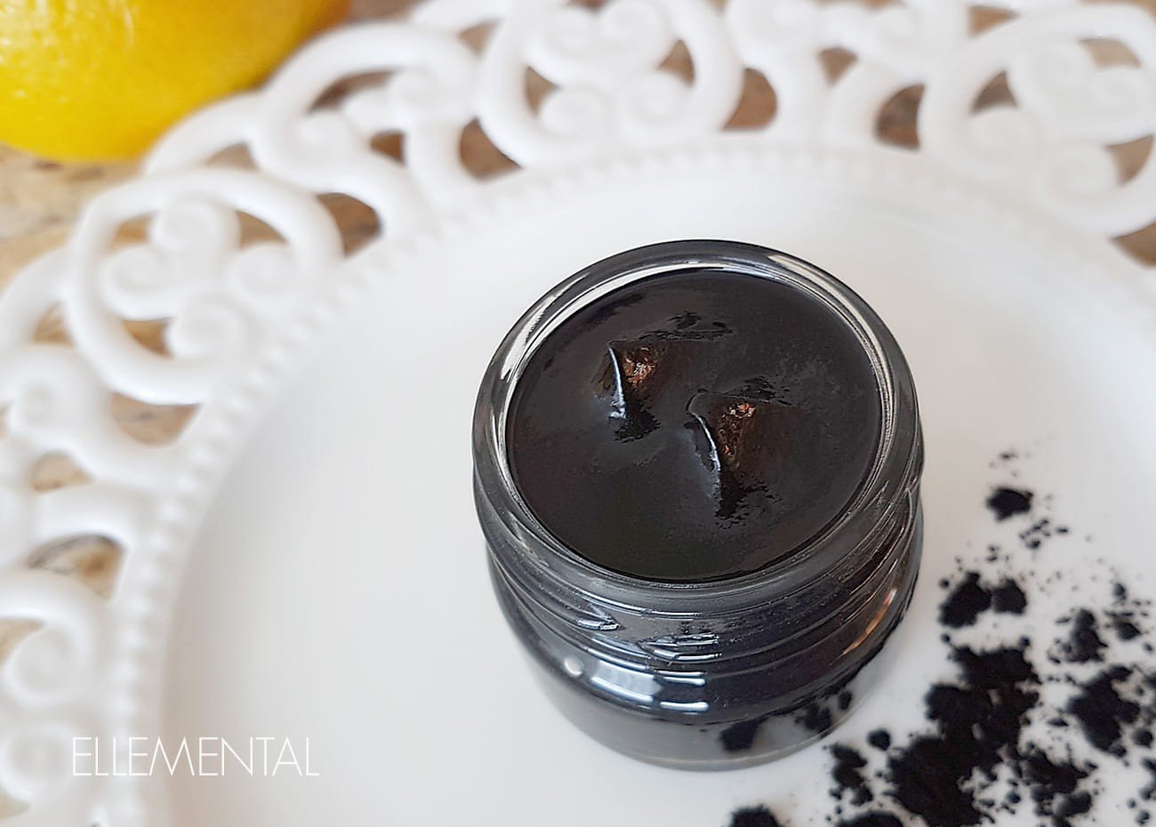 Charcoal & Kaolin Face Mask