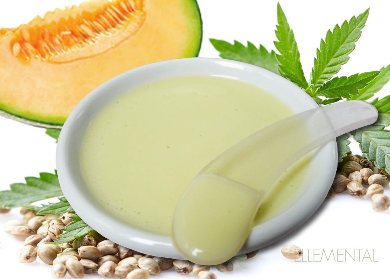 Latte detergente per pelli secche