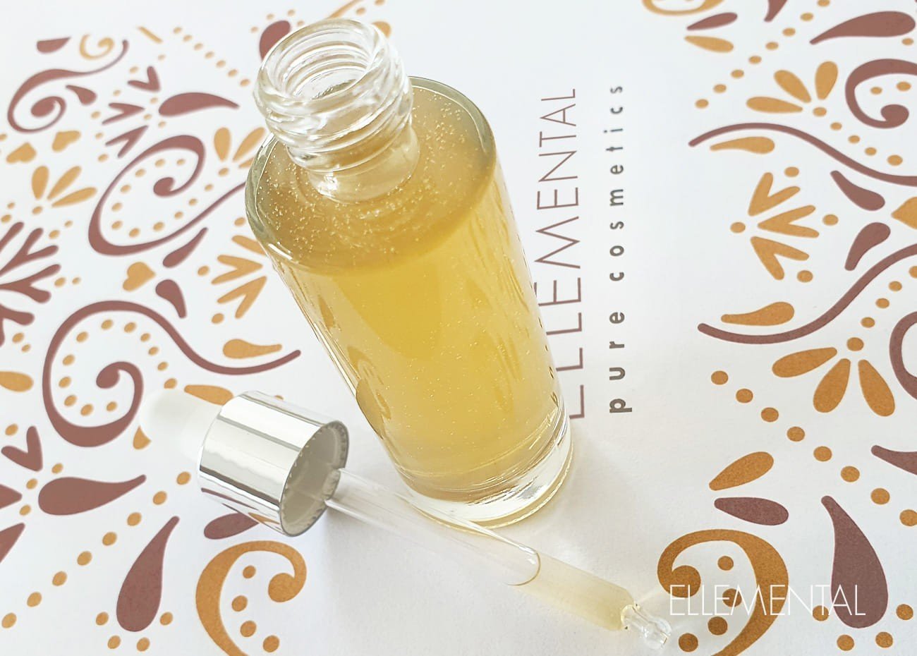 Siero alla vitamina C e peptidi