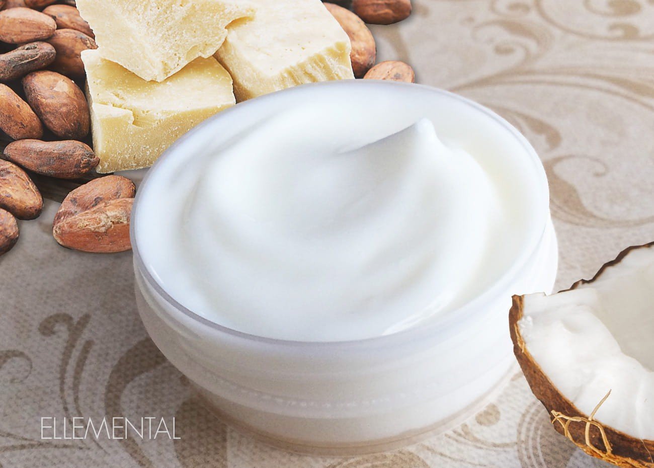 Crema corporal fina con pantenol y manteca de cacao