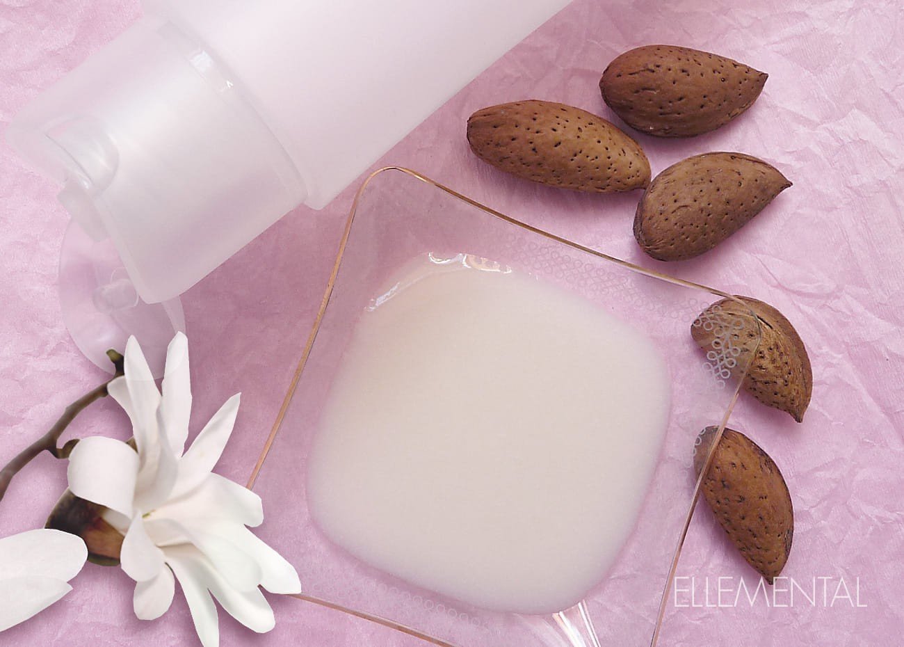 Leche corporal de almendra y tiaré