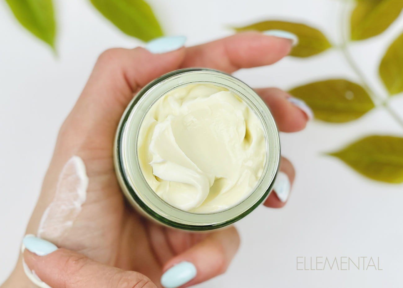 Crema nutritiva para manos con ceramidas, urea y lanolina