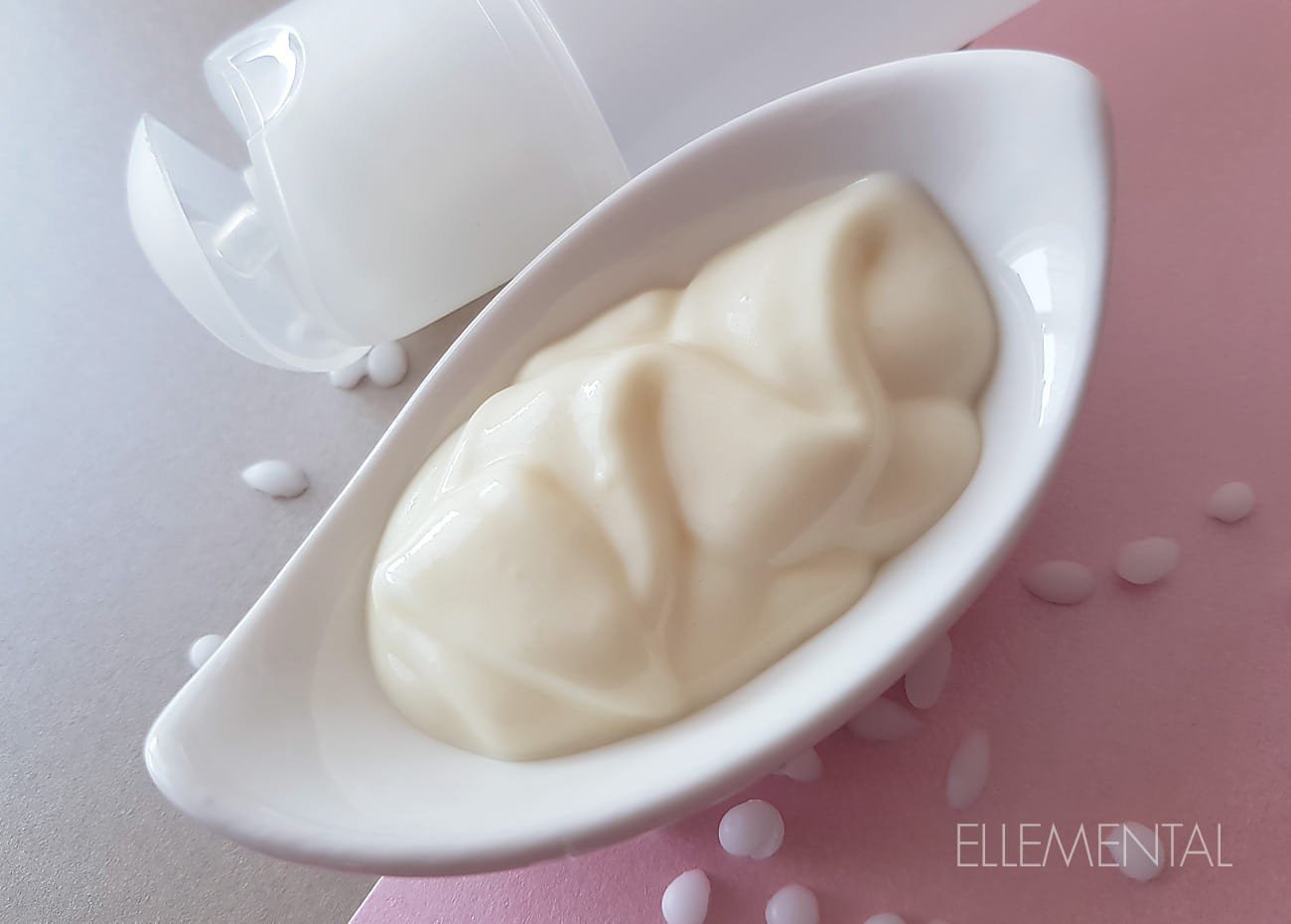 Tratamiento acondicionador para cabello dañado con maracuyá y proteínas