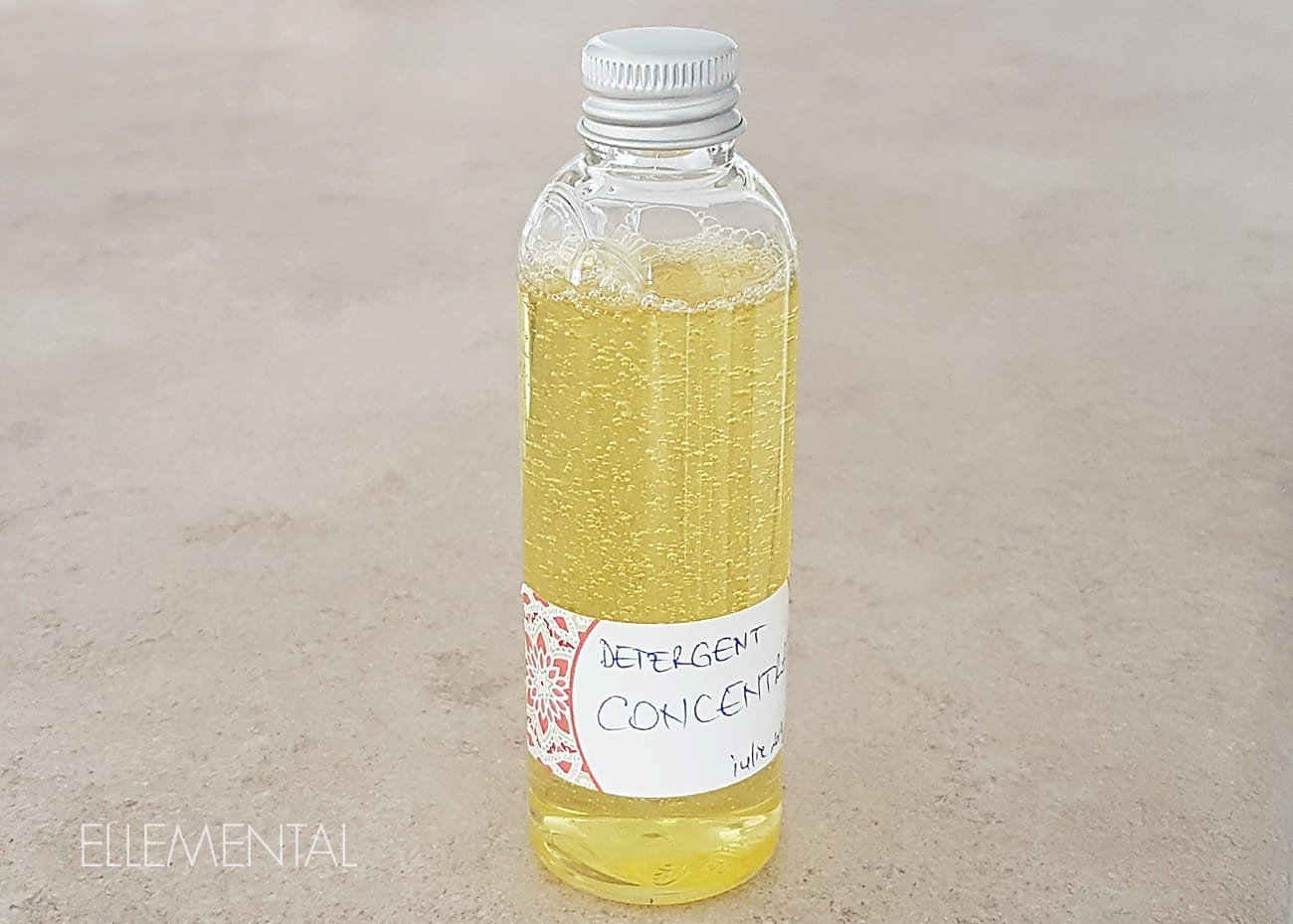 Detergente concentrado