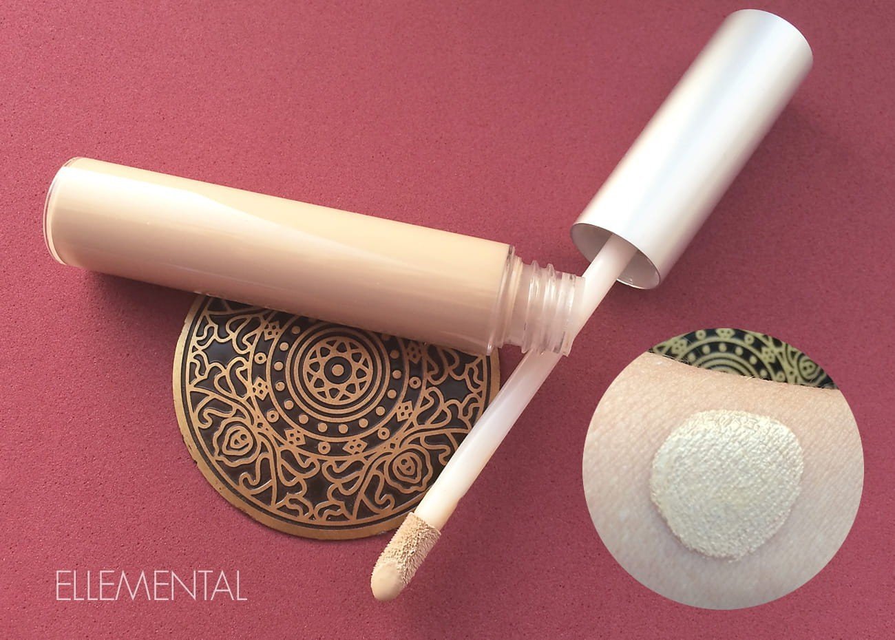 Corrector sedoso con vitamina C