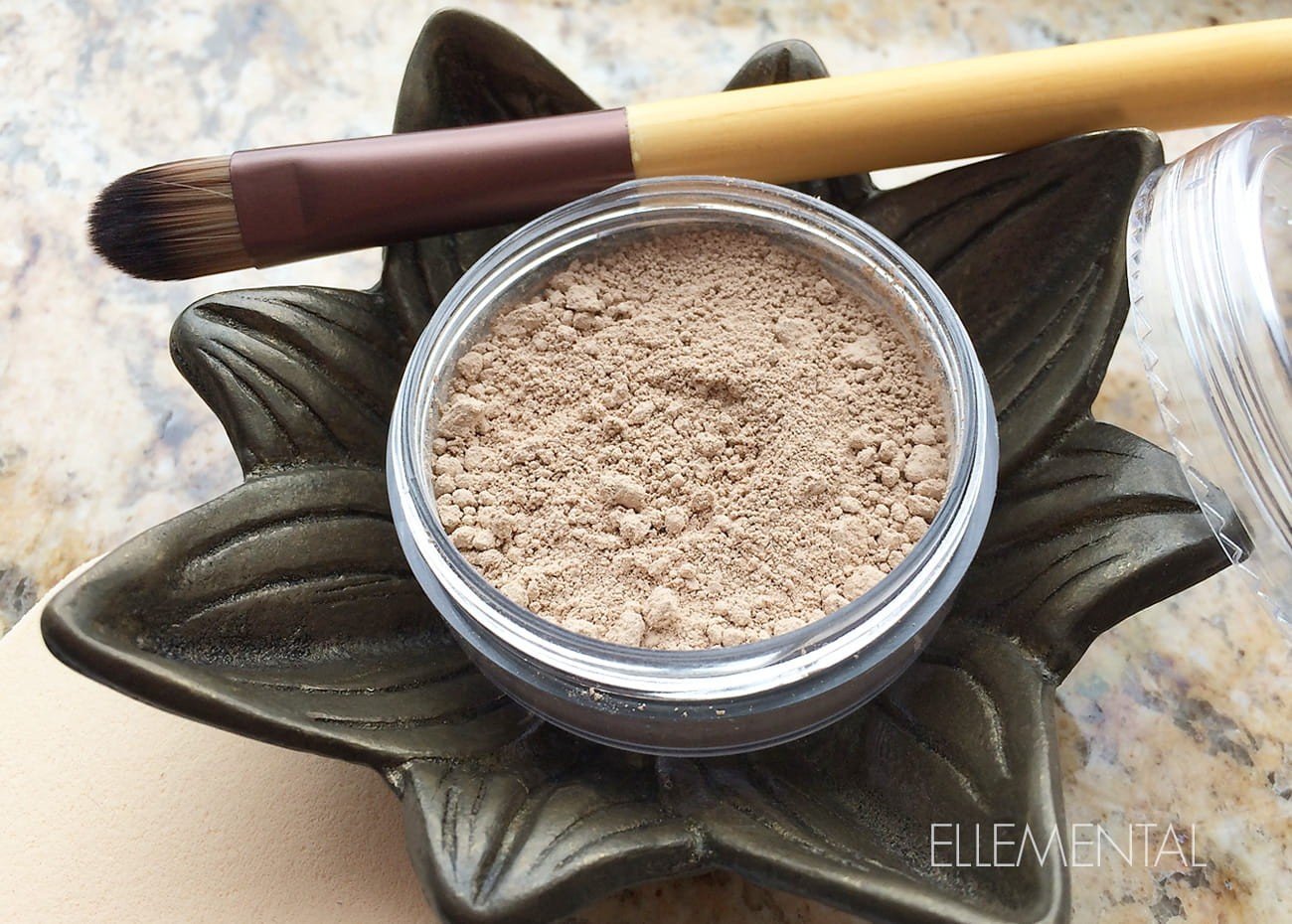Base de maquillaje en polvo