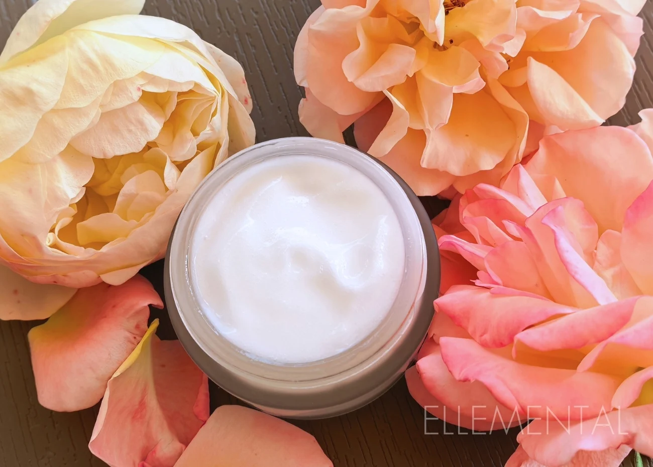 Minimalist Rosy Cloud Cream