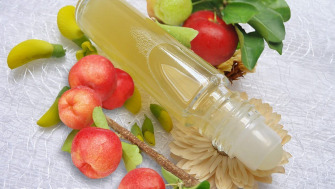 Augenkonturstraffendes Serum