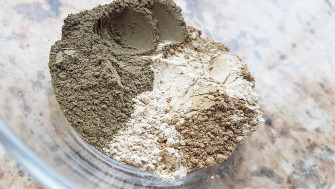 Trockenshampoo mit Amla und heiligem Basilikum