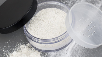 Desodorierendes Fußpuder