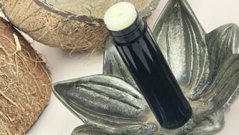 `Lovely` Lippenbalsam