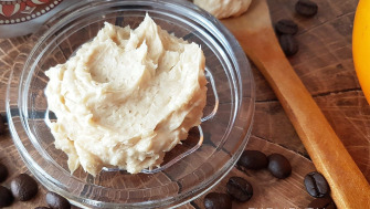Anti-cellulite scrub with coffee butter & epsom salt