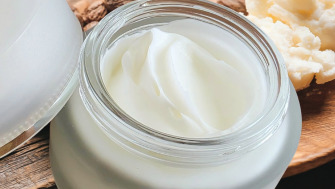 Crème hydratante raffermissante pour le corps Bum-Bum