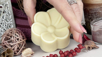 Monoi Chocolatey Massage Bar