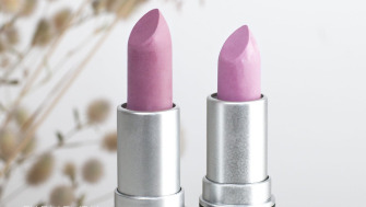 2 pomadki – Lovely Pink i Icy Pink