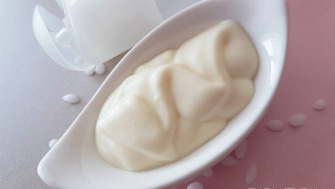 Tratamiento acondicionador para cabello dañado con maracuyá y proteínas