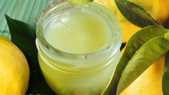 Massagebalsam für Nacken und Schulterbereich