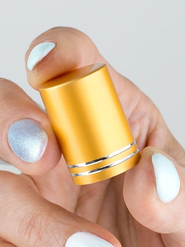 Gold matt Cap for mini Roll-on glasses of 10 ml
