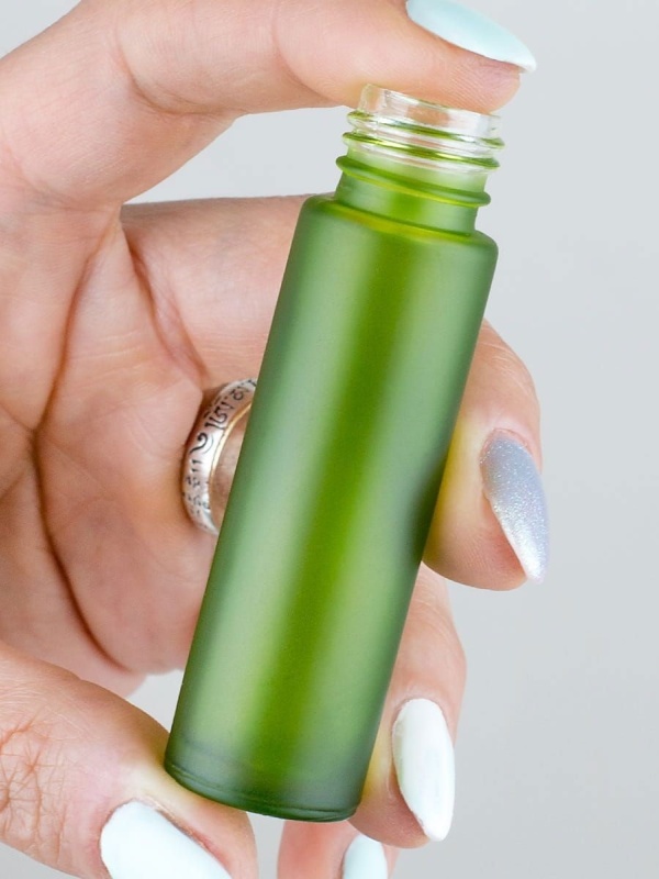 Roll-on 10 ml – Miniflasche matt grün