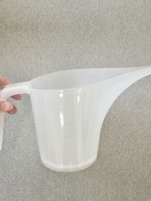 Easy pour, mixing and measuring jug - Img 4