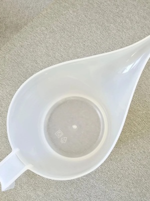 Easy pour, mixing and measuring jug - Img 10