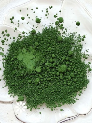 Cosmetic pigment oxide 17 Green