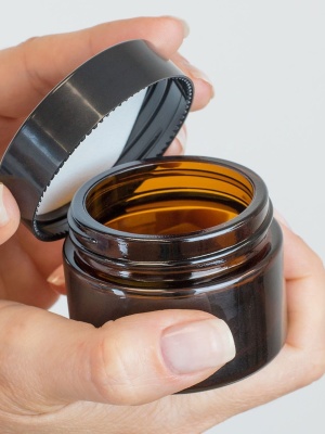 Barattolo in vetro marrone con coperchio 50 ml - Img 3