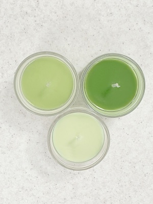 Green Light candle color