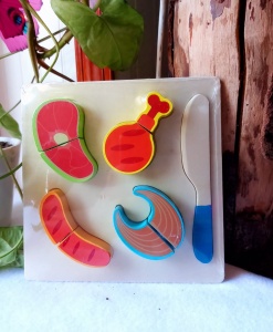 Puzzle 3D din Lemn Model Alimente cu Scai si Cutit de Feliat, 10 piese, tip Montessori #JJ5423 - Img 3