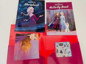 Disney Frozen 2: Read & Play Activity Pack (Story book, Activity book, Figurines, Poster, Sticker) #BK220 - Img 2