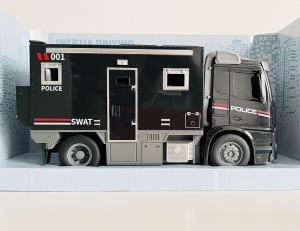 Camion de Politie SWAT cu Lumini, Sunete, Frictiune si Usi care se Deschid, 27 cm #JJ5472 - Img 4