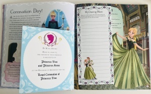 Disney Frozen: Elsa and Anna’s Guide to Arendelle - Activity Book and Play Set #BK309 - Img 5