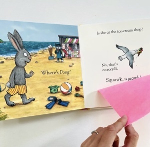 Pip and Posy: Where are you? - At the Seaside- Felt Flaps, Axel Scheffler #BK536 - Img 3