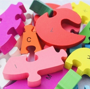 Puzzle 3D din Lemn Vacuta fata/verso cu Alfabet/ Numere, 26 piese, multicolor #JJ5198 - Img 3