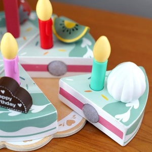 Tort Aniversar cu Velcro, Cifre 1-5 si Accesorii, din Lemn, Joc de Rol, KABI, nunate Pastel #JJ5669 - Img 7