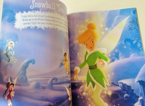 Disney Fairies: Winter Wonderland - Reusable Sticker Book #BK424 - Img 3