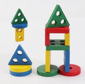 🌈Oferta zilei❗Sortator Montessori din Lemn cu 4 Coloane de pini si 16 Forme Geometrice #JJ5149 - Img 7