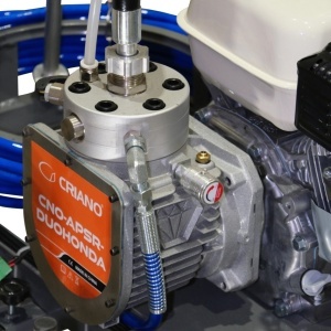 Echipament airless pentru trasat marcaje rutiere - Complet Echipat - 1/4", 2 pistoale, 3.0L/min, 5.5hp Honda - CNO-APSR-Duo-Honda - Img 13