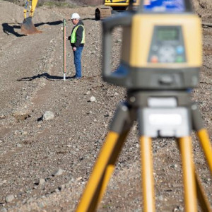 Pachet Nivela laser rotativa de constructie multifunctionala RL-200 2S Digital (2 planuri, panta digitala-2 axe), cu trepied si stadie - Topcon - Img 7