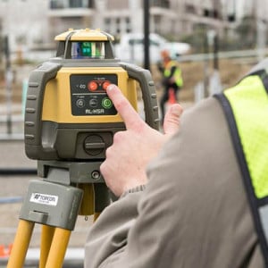 Pachet Nivela laser rotativa de constructie multifunctionala RL-H5A (1 plan orizontal/inclinat, pantă manuală) cu trepied si stadie - Topcon - Img 7