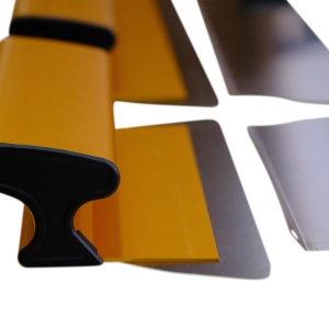 Set de gletiere profesionale Heavy-Duty aluminiu 30, 50, 80 (cm) x 0.35mm cu maner extensibil si cutie de transport - CNO-GHD853SET - Img 8
