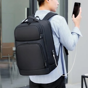 Rucsac laptop 17" pentru calatorii, expandabil, cu buzunar antifurt si port USB, GETICS, 31x19/24x47 cm, Negru - Img 8