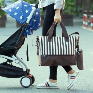Geanta multifunctionala tip mesager pentru scutece, cu accesorii, spatiu mare de depozitare, Escalate, Cafenie cu dungi albe - Img 3