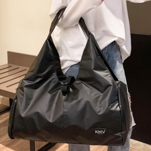 Geanta sport, impermeabila, cu aspect metalic si compartiment pentru incaltaminte, Escalate, 48x20x24 cm, Neagra - Img 6