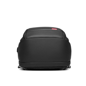 Geanta de umar, de piept sau de mana impermeabila, cu port de incarcare USB, GETICS, 30x19.5x13.5 cm, Neagra - Img 3
